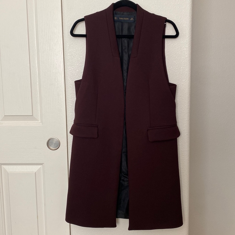 Zara Bordeaux sleeveless coat S